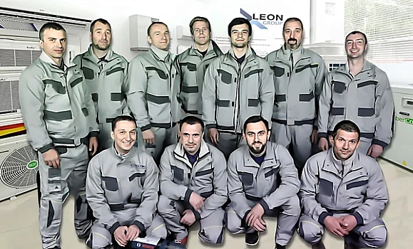 Специалисты